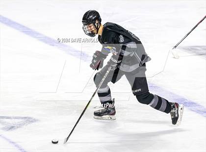 Thumbnail 3 in Camden Hills vs. Cheverus (MPA Class B State Final) photogallery.