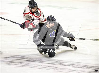 Thumbnail 2 in Camden Hills vs. Cheverus (MPA Class B State Final) photogallery.