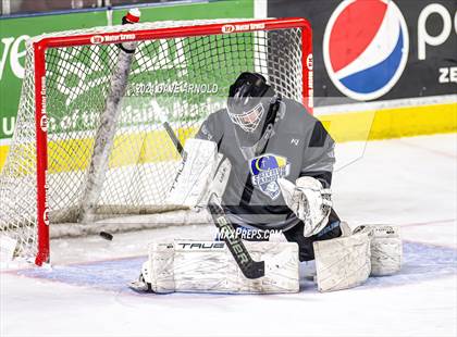 Thumbnail 3 in Camden Hills vs. Cheverus (MPA Class B State Final) photogallery.