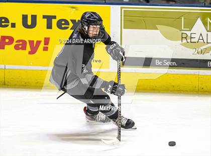 Thumbnail 1 in Camden Hills vs. Cheverus (MPA Class B State Final) photogallery.
