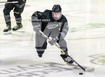 Thumbnail 1 in Camden Hills vs. Cheverus (MPA Class B State Final) photogallery.