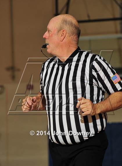 Thumbnail 2 in Salesian vs. Hesperia Christian (MaxPreps Holiday Classic) photogallery.