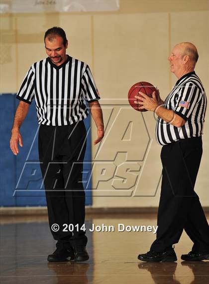 Thumbnail 2 in Salesian vs. Hesperia Christian (MaxPreps Holiday Classic) photogallery.