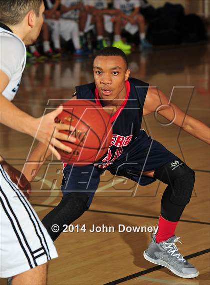 Thumbnail 2 in Salesian vs. Hesperia Christian (MaxPreps Holiday Classic) photogallery.