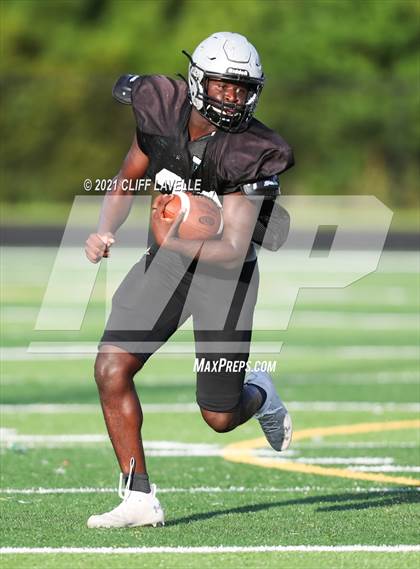 Thumbnail 1 in West Ashley vs. Wando  photogallery.
