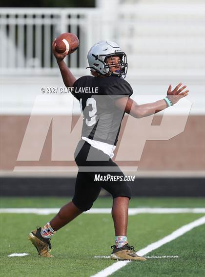 Thumbnail 3 in West Ashley vs. Wando  photogallery.