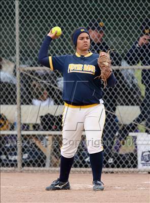 Thumbnail 1 in Notre Dame vs. Clayton Valley (14th Annual Livermore Stampede) photogallery.