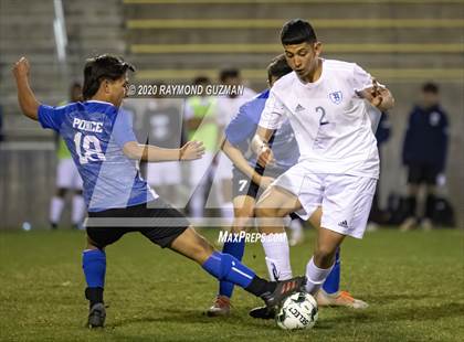 Thumbnail 3 in Clovis vs. Bullard (CIF CS D1 Round 1) photogallery.