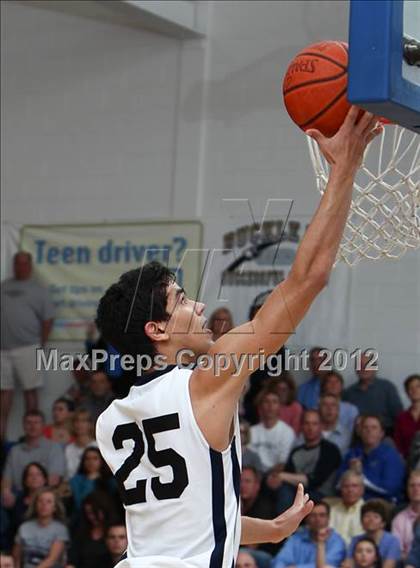 Thumbnail 1 in Immaculate vs. Northwestern Regional (CIAC Class S Semifinal) photogallery.