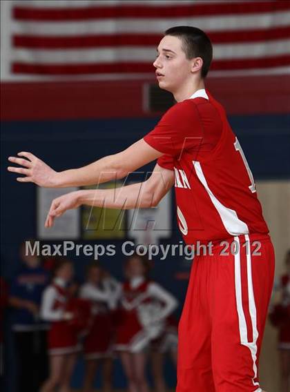 Thumbnail 2 in Immaculate vs. Northwestern Regional (CIAC Class S Semifinal) photogallery.