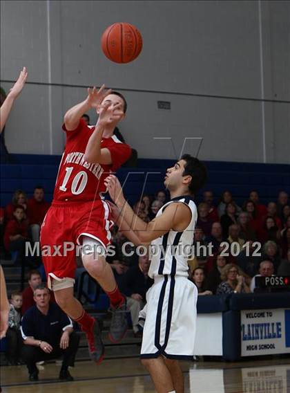 Thumbnail 3 in Immaculate vs. Northwestern Regional (CIAC Class S Semifinal) photogallery.
