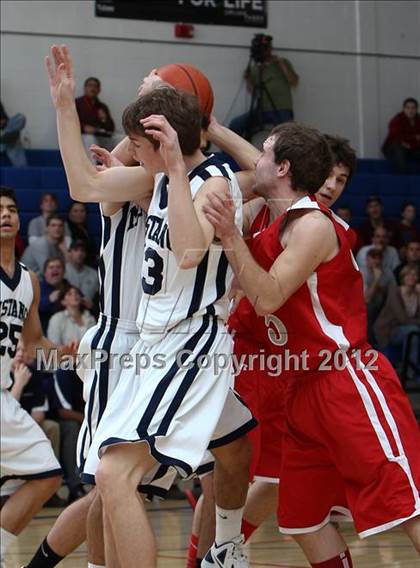 Thumbnail 1 in Immaculate vs. Northwestern Regional (CIAC Class S Semifinal) photogallery.