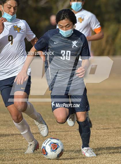 Thumbnail 2 in Santa Fe Prep vs Santa Fe photogallery.