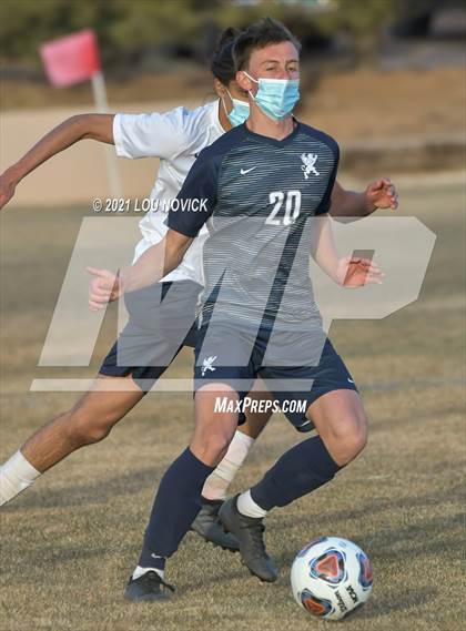 Thumbnail 2 in Santa Fe Prep vs Santa Fe photogallery.