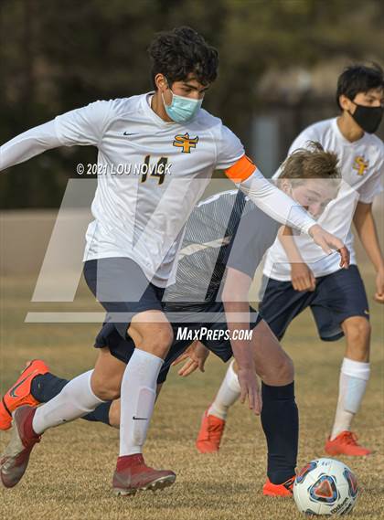 Thumbnail 3 in Santa Fe Prep vs Santa Fe photogallery.