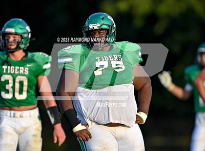 Thumbnail 1 in Frankton v Yorktown (Scrimmage) photogallery.