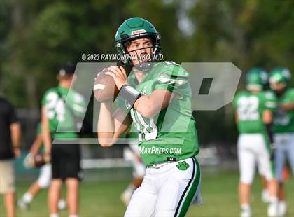 Thumbnail 2 in Frankton v Yorktown (Scrimmage) photogallery.
