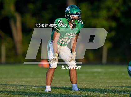 Thumbnail 3 in Frankton v Yorktown (Scrimmage) photogallery.