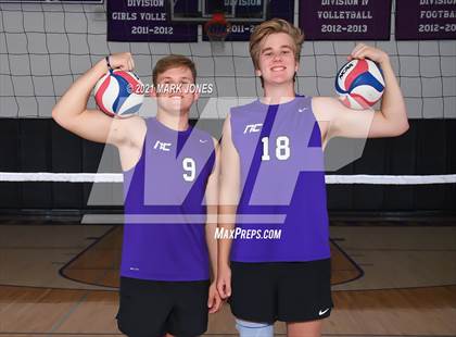 Thumbnail 2 in Northwest Christian - Team Pictures photogallery.