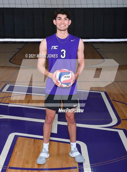 Thumbnail 2 in Northwest Christian - Team Pictures photogallery.