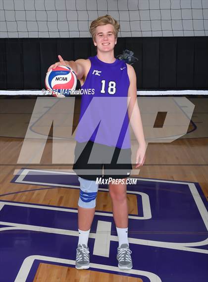 Thumbnail 3 in Northwest Christian - Team Pictures photogallery.