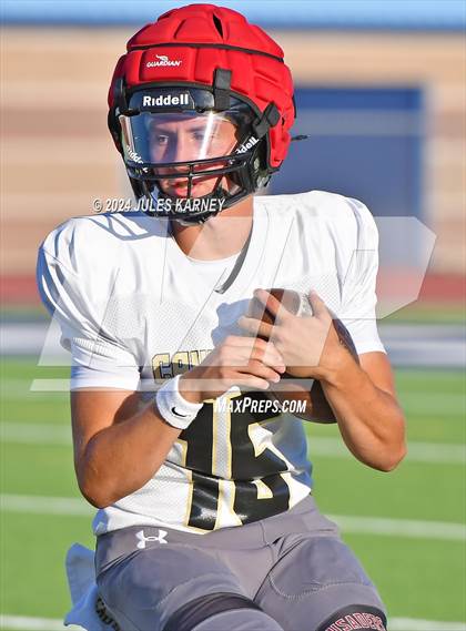 Thumbnail 1 in Arbor View Vs Faith Lutheran (scrimmage) photogallery.