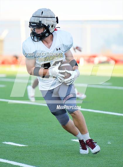Thumbnail 3 in Arbor View Vs Faith Lutheran (scrimmage) photogallery.