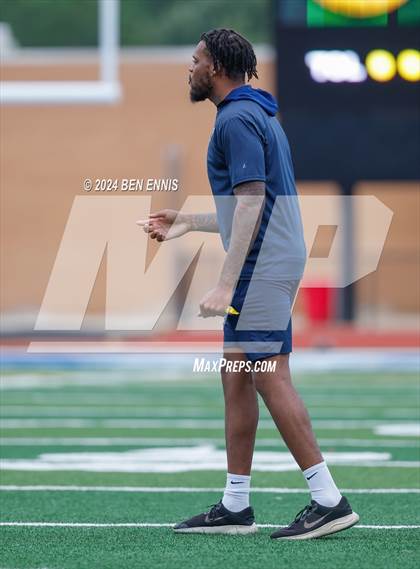 Thumbnail 3 in JV: Morrow @ Lovejoy photogallery.
