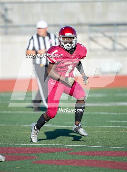Thumbnail 2 in JV: San Marcos @ Mission Hills (Discovery Bowl) photogallery.