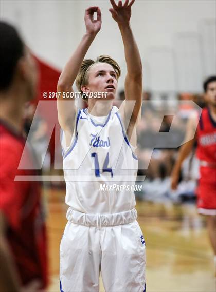 Thumbnail 2 in Temescal Canyon vs. Great Oak (Battlezone Tourney) photogallery.