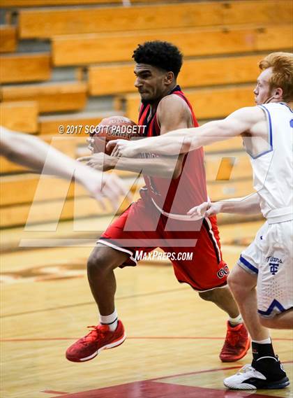 Thumbnail 1 in Temescal Canyon vs. Great Oak (Battlezone Tourney) photogallery.