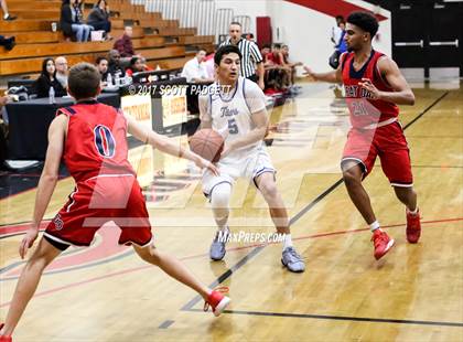 Thumbnail 1 in Temescal Canyon vs. Great Oak (Battlezone Tourney) photogallery.
