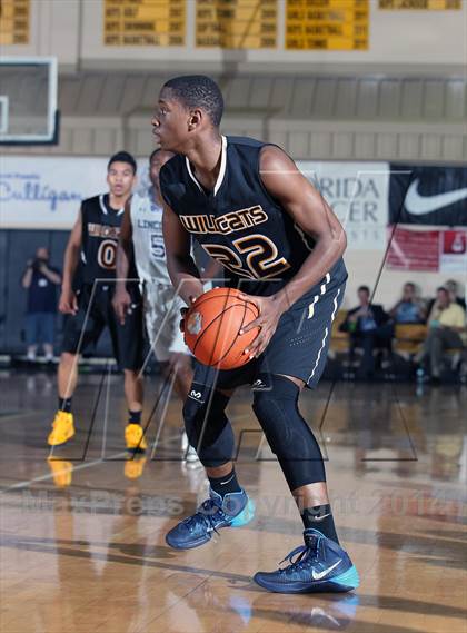 Thumbnail 3 in  Lincoln vs. Wheeler (City of Palms Classic) photogallery.