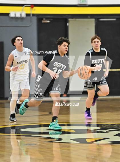 Thumbnail 1 in Pueblo South vs Green Mountain photogallery.
