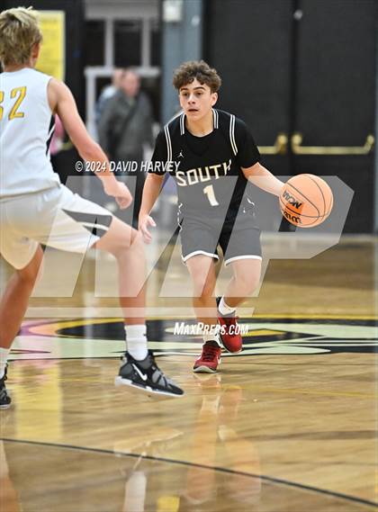 Thumbnail 3 in Pueblo South vs Green Mountain photogallery.
