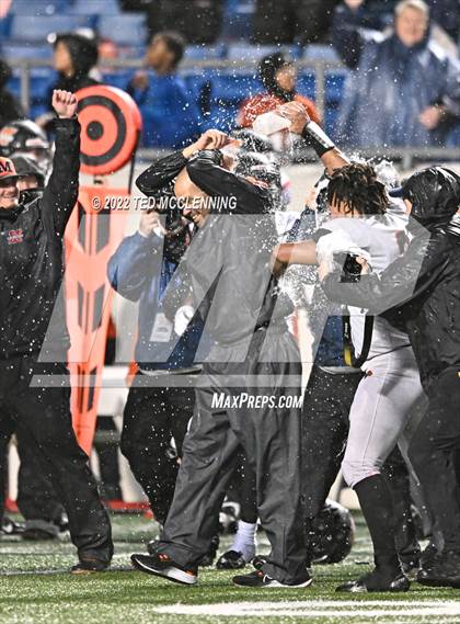 Thumbnail 3 in Harding Academy vs. Malvern (AAA 4A State Final) photogallery.