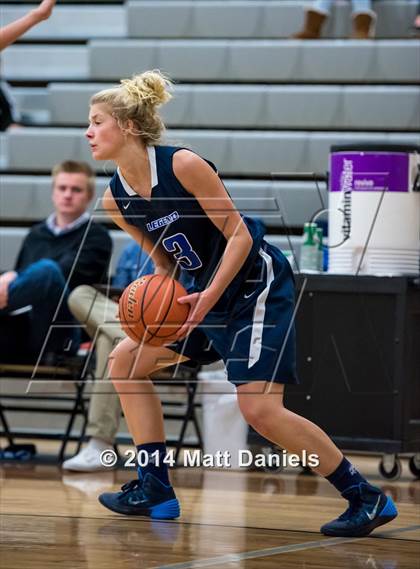 Thumbnail 1 in Sierra vs. Legend (Douglas County Tournament) photogallery.