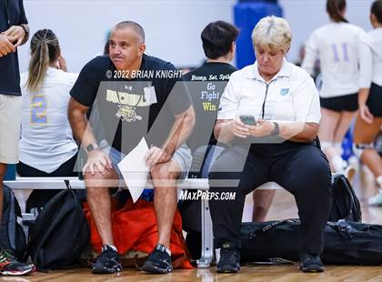 Thumbnail 1 in Mater Lakes Academy vs. Buchholz photogallery.