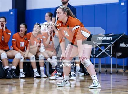 Thumbnail 2 in Mater Lakes Academy vs. Buchholz photogallery.