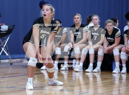 Thumbnail 3 in Mater Lakes Academy vs. Buchholz photogallery.