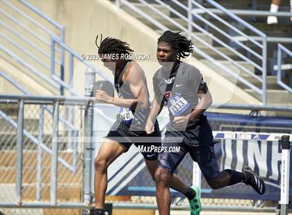 Thumbnail 3 in Bob Hayes Invitational (400M Hurdles) photogallery.