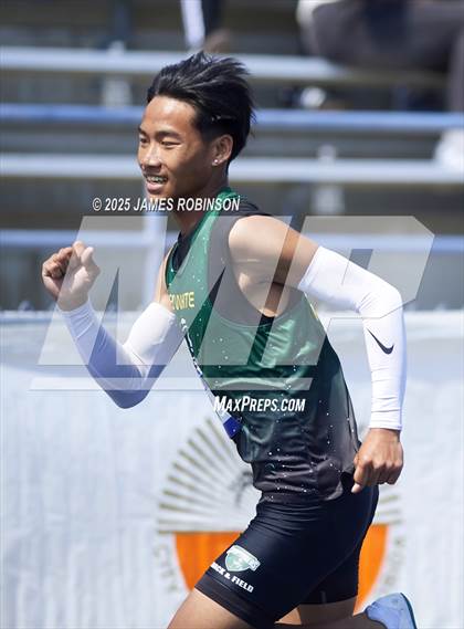 Thumbnail 3 in Bob Hayes Invitational (400M Hurdles) photogallery.