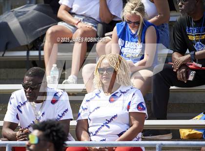 Thumbnail 2 in Bob Hayes Invitational (400M Hurdles) photogallery.
