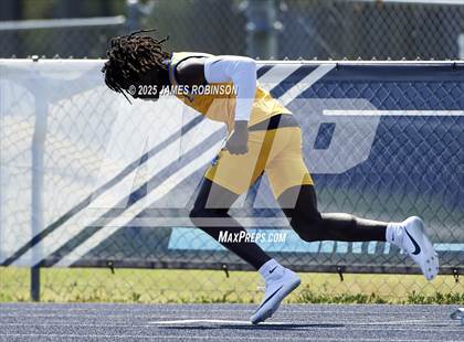 Thumbnail 1 in Bob Hayes Invitational (400M Hurdles) photogallery.