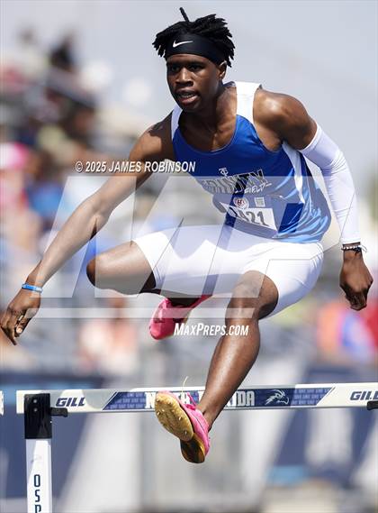 Thumbnail 3 in Bob Hayes Invitational (400M Hurdles) photogallery.