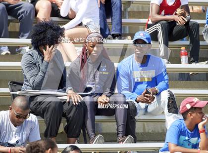 Thumbnail 3 in Bob Hayes Invitational (400M Hurdles) photogallery.