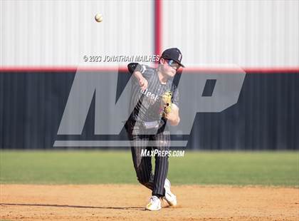 Thumbnail 1 in Plaquemine @ Brusly photogallery.