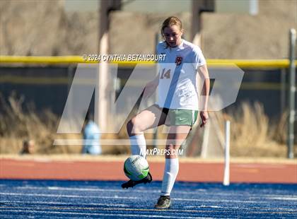 Thumbnail 2 in Legend vs Smoky Hill photogallery.