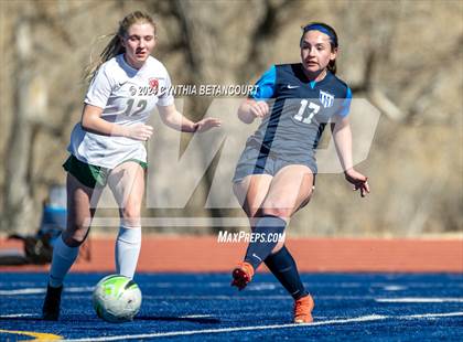 Thumbnail 1 in Legend vs Smoky Hill photogallery.