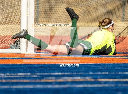 Thumbnail 2 in Legend vs Smoky Hill photogallery.